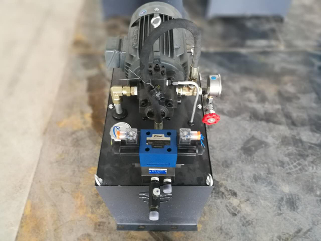 塑料機械液壓系統